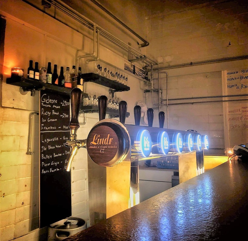 Húsavík Öl Tap Room